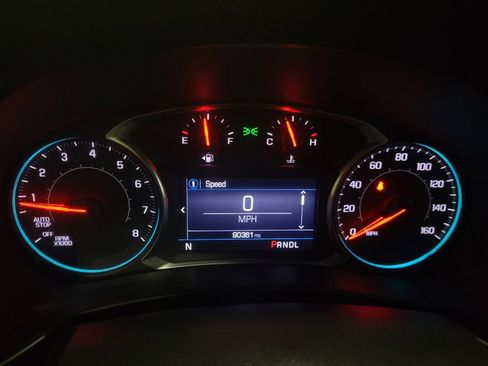 Used 2019 Chevrolet Equinox LT AWD/4WD image 23