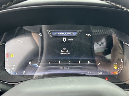 New 2026 RAM 4500 4x4 Crew Cab DRW image 9