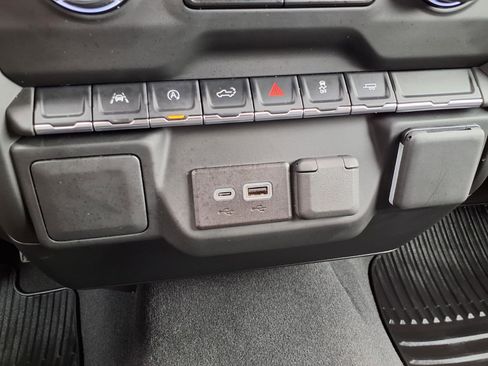 Used 2024 Chevrolet Silverado 1500 Custom w/ LPO, Dark Essentials Package image 9