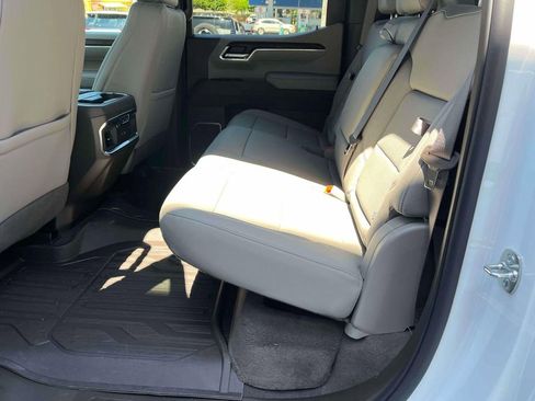 New 2026 GMC Sierra 1500 SLT w/ SLT Premium Plus Package image 17