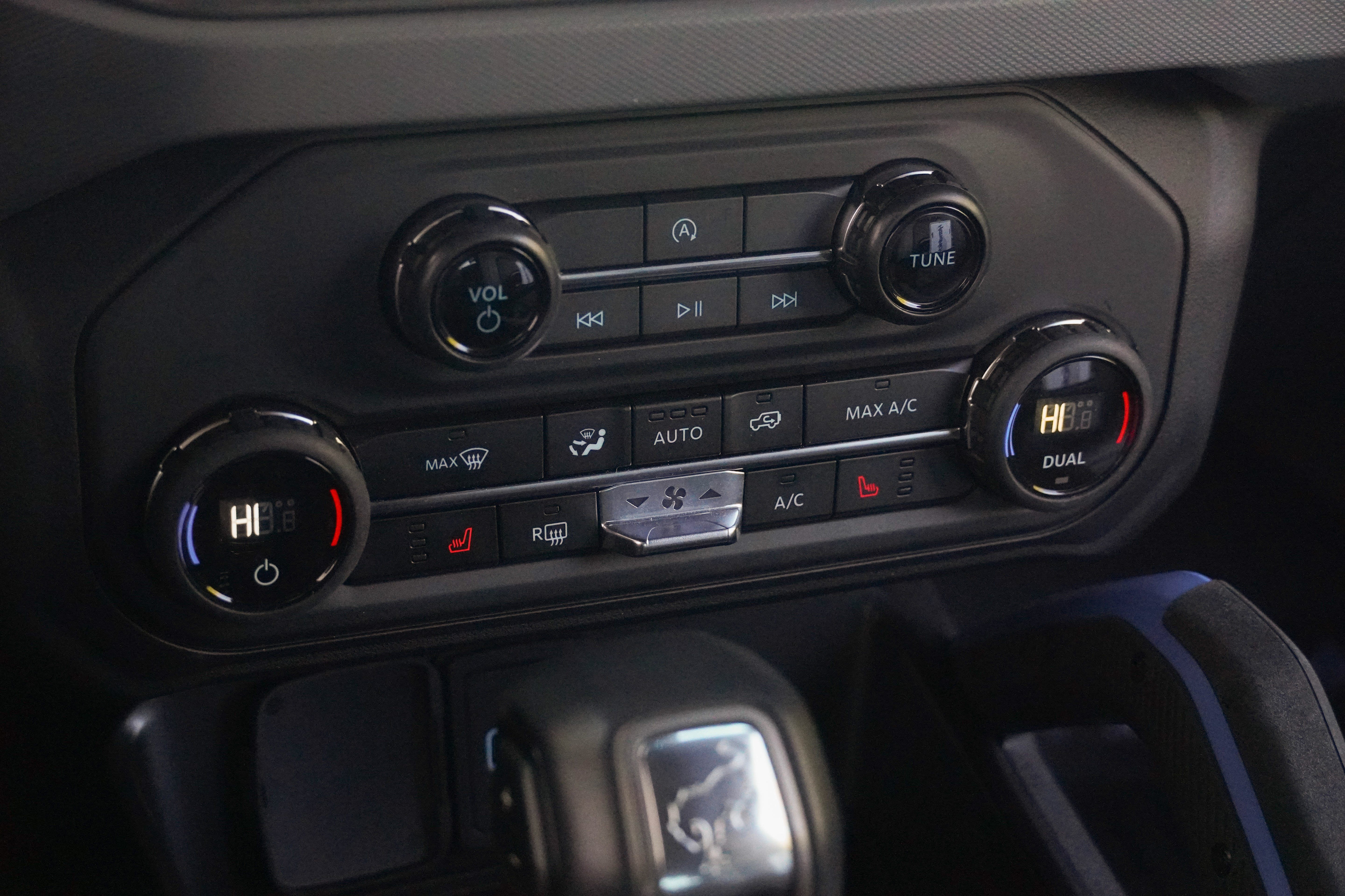 Used 2024 Ford Bronco Black Diamond AWD/4WD image 27