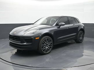 Certified 2025 Porsche Macan AWD/4WD video 1
