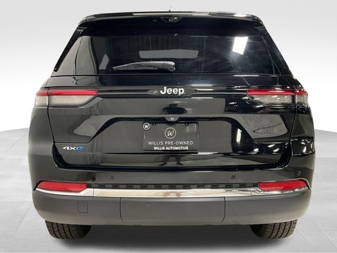 Used 2022 Jeep Grand Cherokee Limited 4xe w/ Luxury Tech Group II AWD/4WD image 6