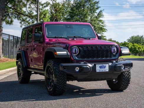 Used 2024 Jeep Wrangler Unlimited Sport AWD/4WD image 3