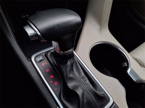 Used 2020 Kia Sportage EX image 18