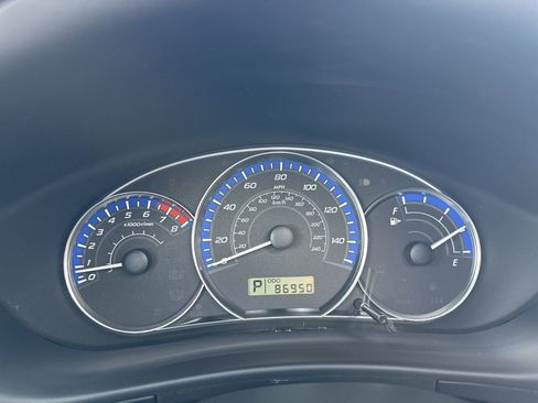 Used 2011 Subaru Forester 2.5X Limited image 38