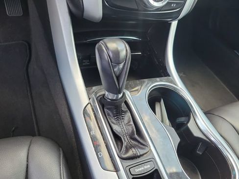 Used 2020 Acura TLX FWD image 32