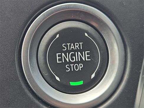 Used 2025 Chevrolet Blazer LT image 23