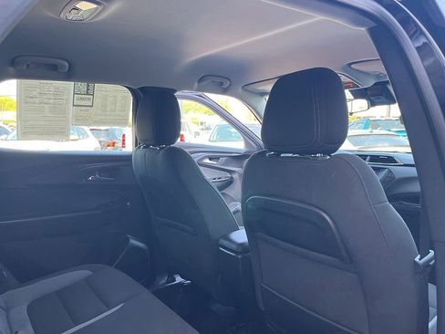 Used 2023 Chevrolet TrailBlazer LS AWD/4WD image 51