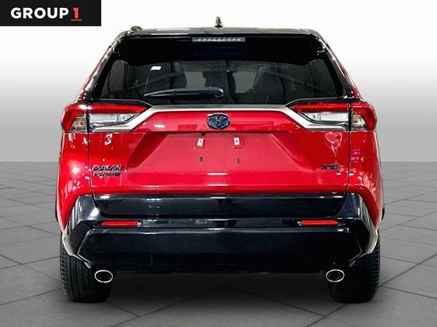 Used 2024 Toyota RAV4 XSE AWD/4WD image 5