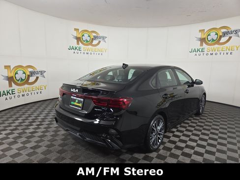 Used 2023 Kia Forte GT-Line w/ GT-Line Premium Package FWD image 9