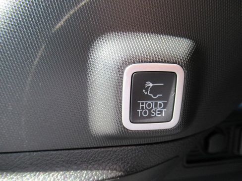 New 2026 Jeep Grand Cherokee Laredo X RWD image 32