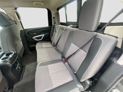 Used 2024 Nissan Titan SV w/ SV Convenience Package AWD/4WD image 23