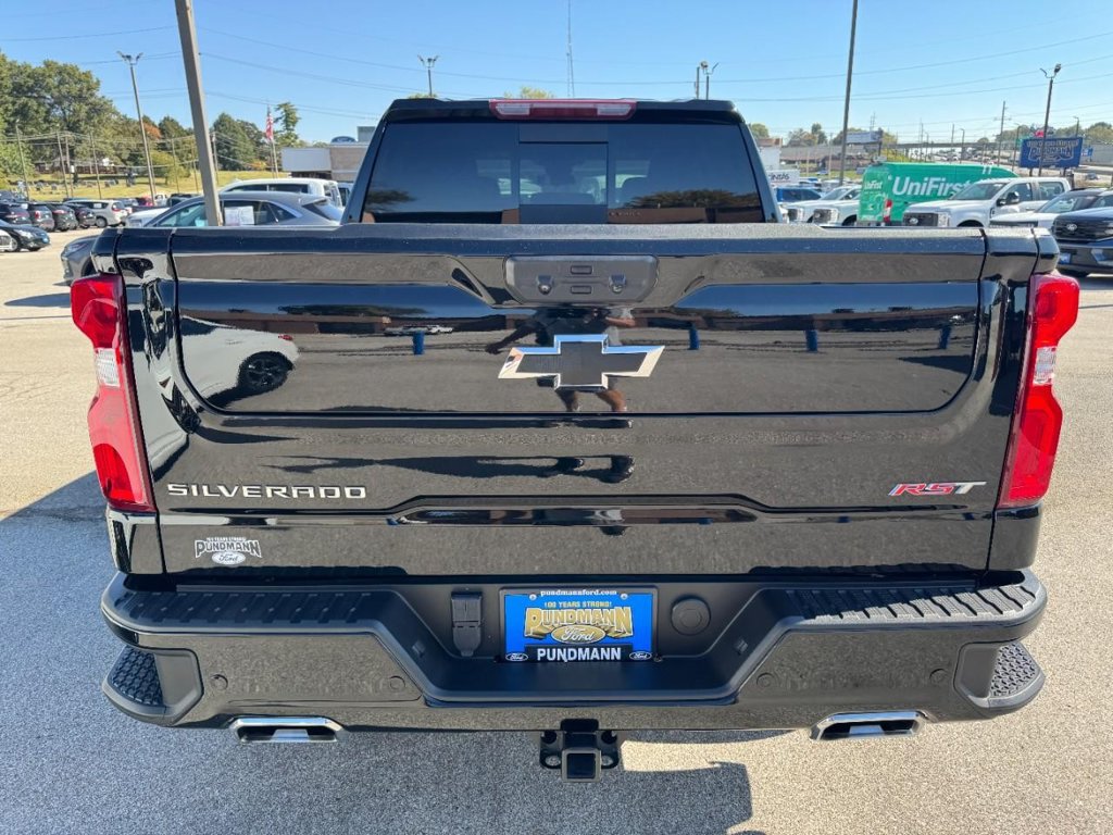 Used 2025 Chevrolet Silverado 1500 RST w/ All Star Edition Plus AWD/4WD image 4