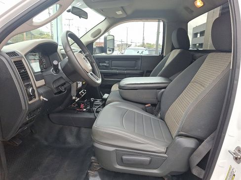 Used 2012 RAM 5500 4x4 Regular Cab w/ PWR & Remote Entry Group image 14