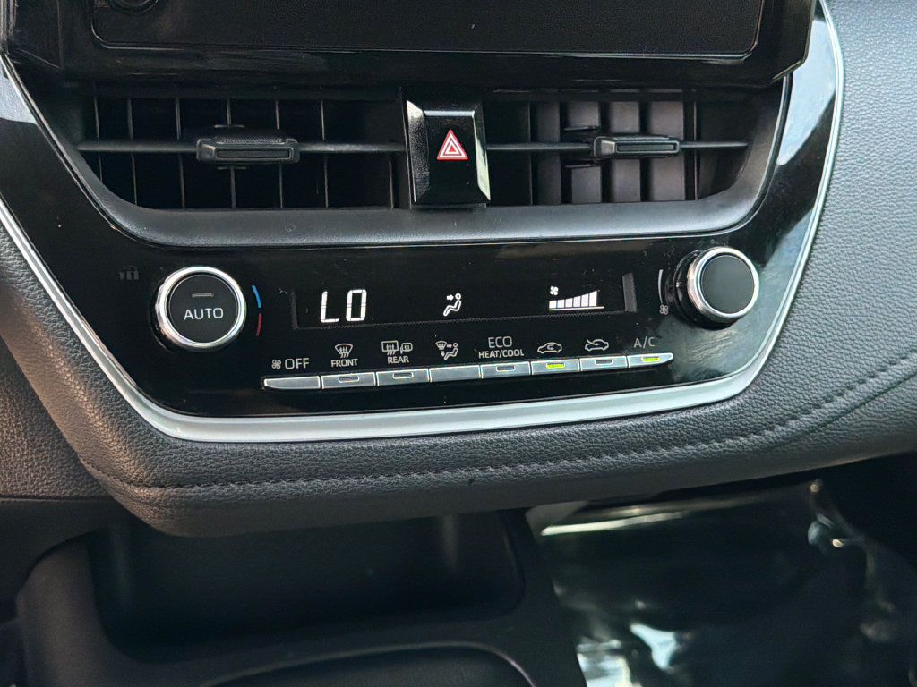 Used 2024 Toyota Corolla SE FWD image 30