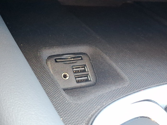 Used 2020 Buick Enclave Essence w/ Sound and Sites Package FWD image 23