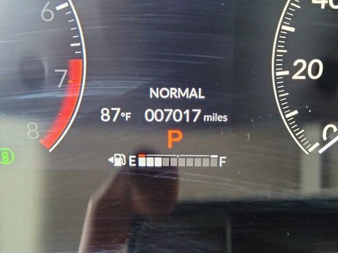 Certified 2025 Honda HR-V LX image 22