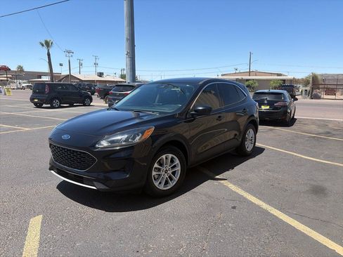 Used 2020 Ford Escape SE FWD image 5