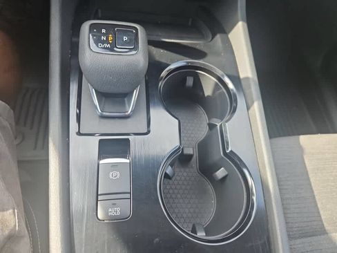 Used 2022 Nissan Rogue SV AWD/4WD image 18