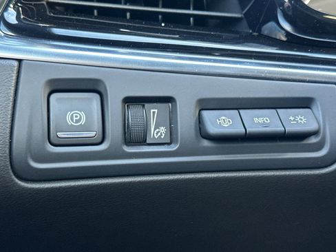 Used 2025 Cadillac XT6 Premium Luxury w/ Technology Package image 44