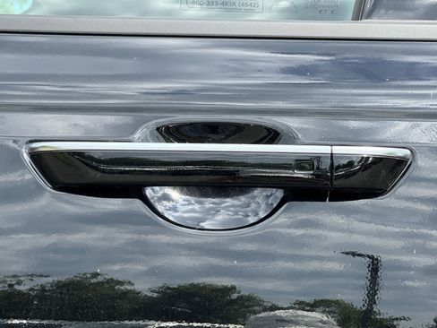 New 2026 Kia Carnival SX Prestige FWD image 16