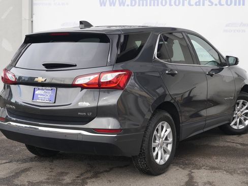 Used 2019 Chevrolet Equinox LT image 3