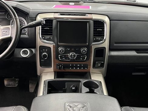 Used 2014 RAM 3500 Laramie w/ Cold Weather Group image 20
