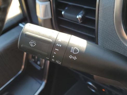 Used 2022 Ford F150 Platinum w/ Equipment Group 701A High AWD/4WD image 12
