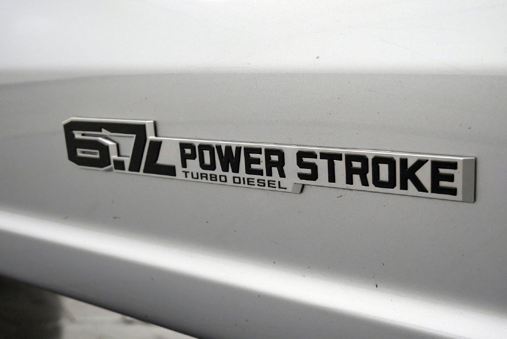 Used 2023 Ford F250 XLT AWD/4WD image 11