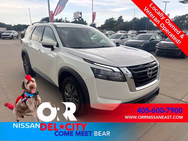 Used 2024 Nissan Pathfinder SV FWD image 7