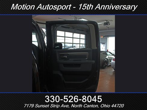 Used 2019 RAM 1500 Classic SLT w/ Black Appearance Group image 37