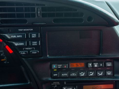 Used 1995 Chevrolet Corvette Convertible RWD image 19