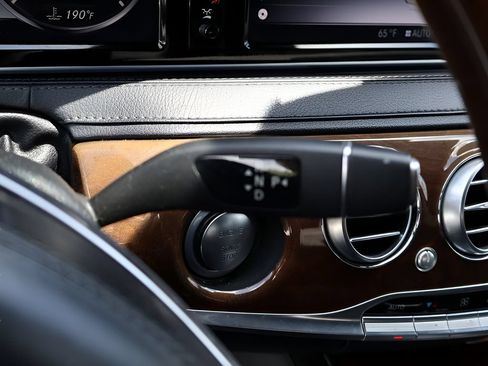 Certified 2015 Mercedes-Benz S 550 4MATIC Sedan image 34