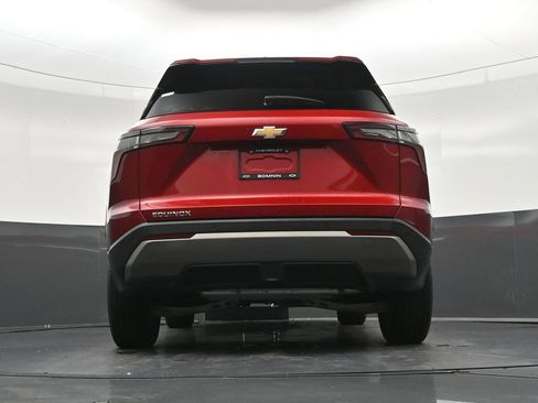 Used 2025 Chevrolet Equinox LT FWD image 27