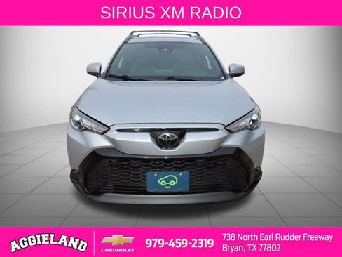 Used 2024 Toyota Corolla Cross SE image 9