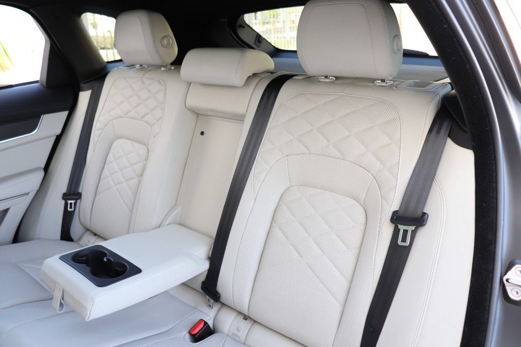 Used 2021 Jaguar F-PACE S AWD/4WD image 21
