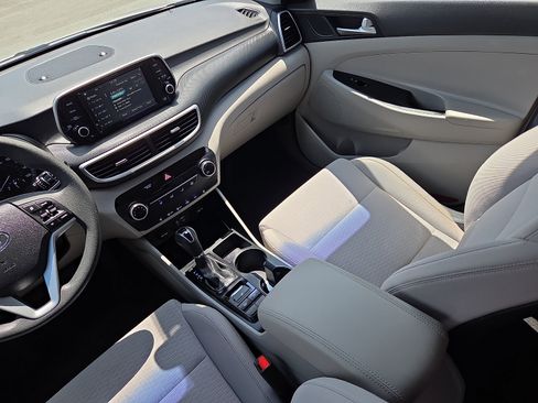 Used 2021 Hyundai Tucson Value FWD image 12