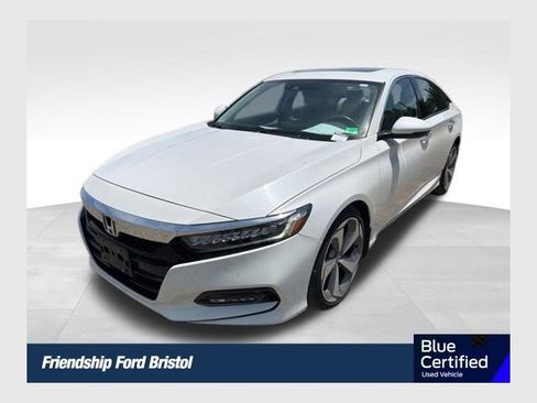Used 2018 Honda Accord Touring image 1