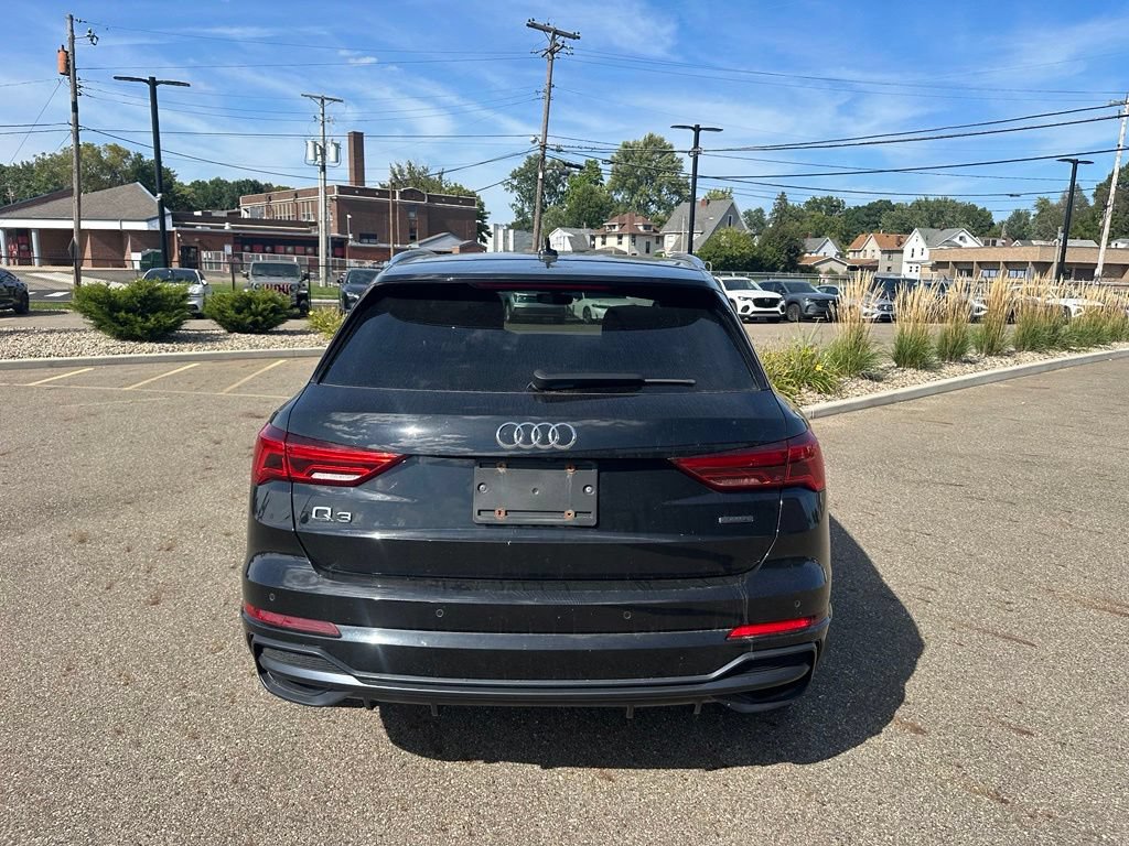 Used 2020 Audi Q3 2.0T Prestige AWD/4WD image 6