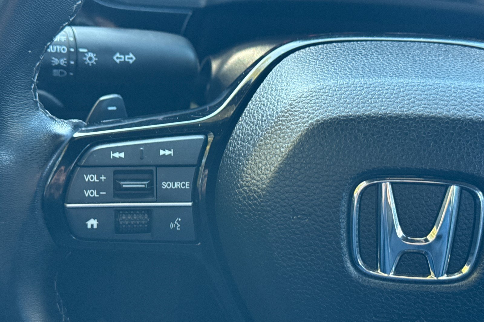 Used 2025 Honda Civic Sport image 26