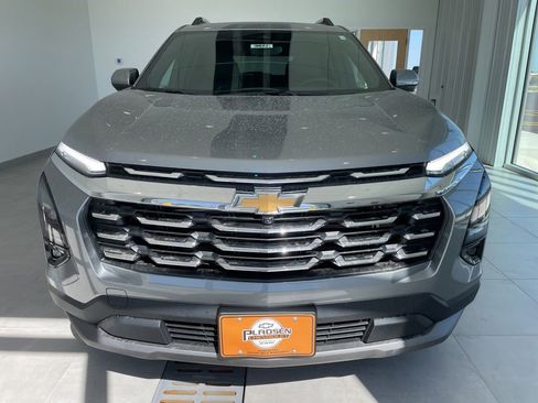 New 2026 Chevrolet Equinox LT w/ Convenience Package II AWD/4WD image 7