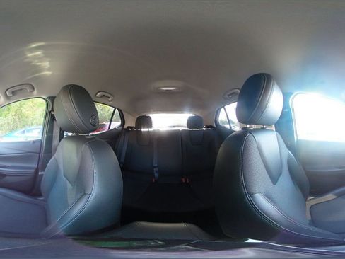 Used 2025 Buick Encore GX Preferred FWD image 41