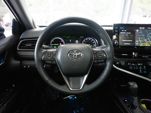 Used 2022 Toyota Camry XSE w/ Navigation Upgrade Package FWD image 21