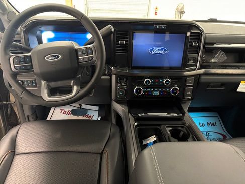 New 2026 Ford F250 Lariat w/ Chrome Package AWD/4WD image 13