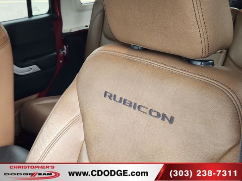 Used 2013 Jeep Wrangler Unlimited Rubicon w/ Connectivity Group AWD/4WD image 17