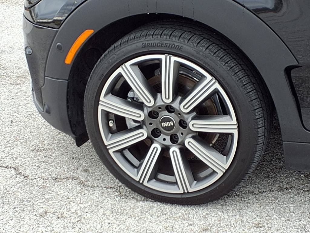 Used 2023 MINI Cooper Clubman S FWD image 28