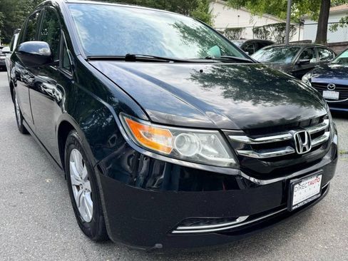 Used 2016 Honda Odyssey SE image 1
