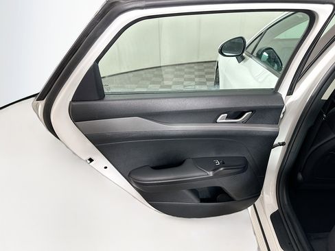 Used 2025 Kia K5 LXS image 25