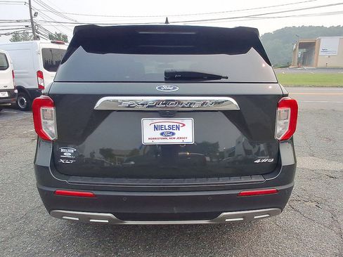 Certified 2023 Ford Explorer XLT w/ Equipment Group 202A AWD/4WD image 29